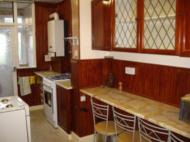  Image of 3 bedroom Detached house to rent in Breamore Road Ilford IG3 at Breamore Road  Seven Kings, IG3 9LZ