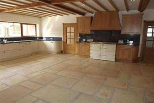  Image of 4 bedroom Detached house to rent in Bretby Lane Bretby Burton-on-Trent DE15 at Burton-on-Trent, DE15 0QS