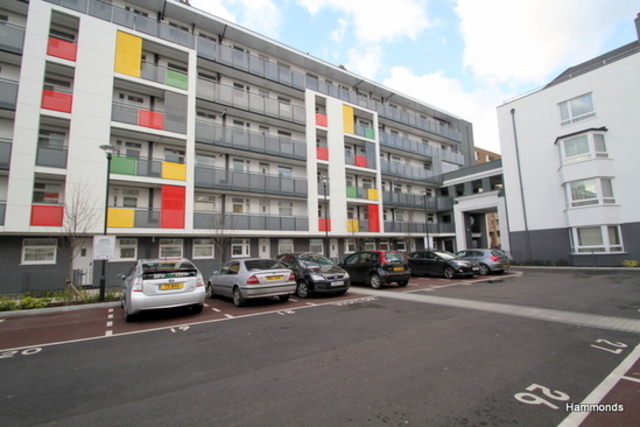  Image of 1 bedroom Apartment to rent in Devas Street London E3 at Brimsdown House  London, E3 3LW