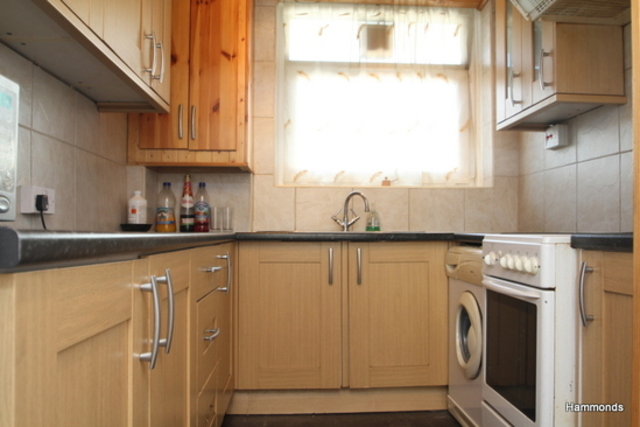  Image of 1 bedroom Apartment to rent in Devas Street London E3 at Brimsdown House  London, E3 3LW