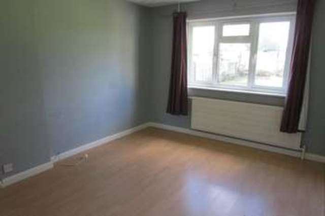  Image of 2 bedroom Detached house for sale in Brislands Lane Four Marks Alton GU34 at Brislands Lane Four Marks Alton, GU34 5AD