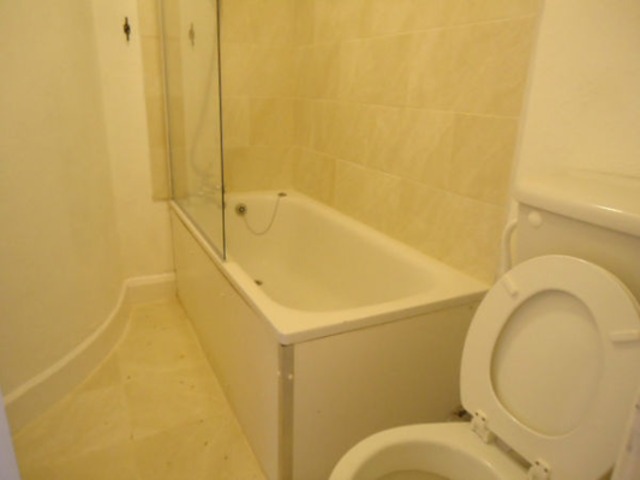  Image of 2 bedroom Flat to rent in Wicklow Street London WC1X at Britannia Street  King