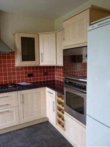  Image of 3 bedroom Flat to rent in Broomfield Avenue London N13 at Broomfield Avenue  Palmers Green, N13 4JN