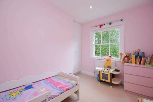  Image of 3 bedroom Detached house to rent in Broomfield Road London N13 at Broomfield Cottages Bromfield Road Palmers Green, N13 4NN