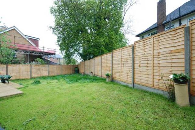  Image of 3 bedroom Detached house to rent in Broomfield Road London N13 at Broomfield Cottages Bromfield Road Palmers Green, N13 4NN