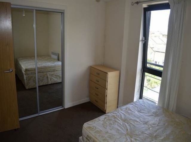  Image of 2 bedroom Maisonette to rent in Brisbane Road London E10 at Broomfield Court Brisbane Road Leyton, E10 5NY