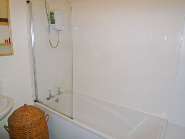  Image of 1 bedroom Flat to rent in Broughton Road Edinburgh EH7 at Broughton Edinburgh Edinburgh, EH7 4ED