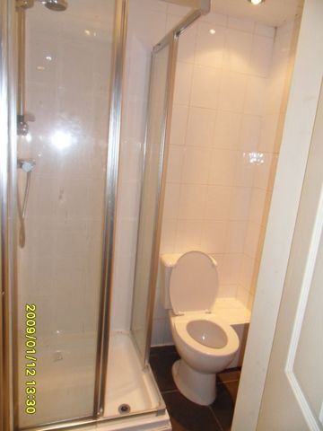  Image of 1 bedroom House Share to rent in Broxholme Lane Doncaster DN1 at Broxholme lane flat 4  Doncaster, DN1 2LW