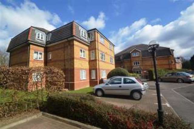  Image of 2 bedroom Apartment to rent in Chaucer Way Colliers Wood London SW19 at Haydons Road, SW19 1UJ