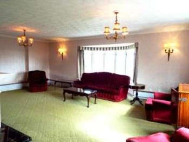  Image of 3 bedroom Bungalow for sale in North Street Burnham Market King