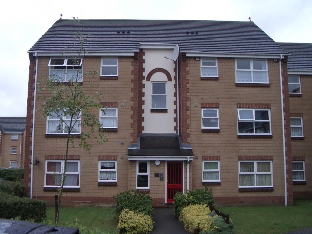  Image of Studio flat for sale in Burns Avenue Chadwell Heath Romford RM6 at Burns Avenue  Chadwell Heath, RM6 4DN