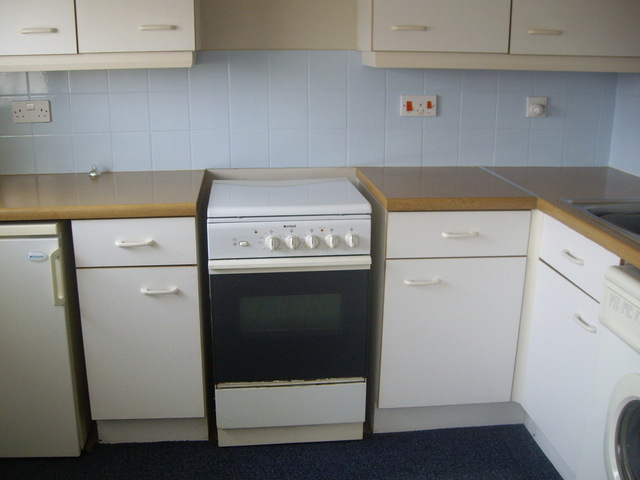  Image of Studio flat for sale in Burns Avenue Chadwell Heath Romford RM6 at Burns Avenue  Chadwell Heath, RM6 4DN