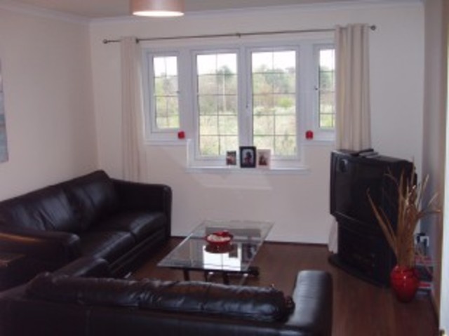  Image of 2 bedroom Flat to rent in Burnvale Place Livingston EH54 at Livingston West Lothian West Lothian, EH54 6GD