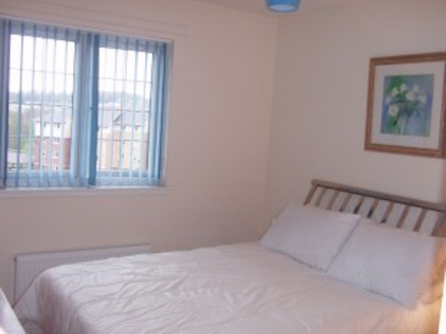  Image of 2 bedroom Flat to rent in Burnvale Place Livingston EH54 at Livingston West Lothian West Lothian, EH54 6GD