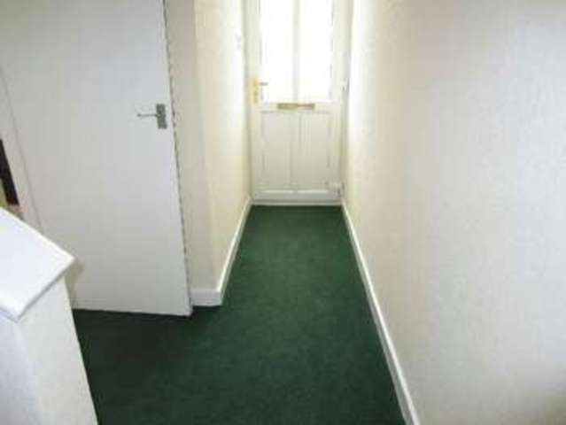  Image of 3 bedroom Flat to rent in Button Lane Wythenshawe Manchester M23 at Button Lane  Manchester, M23 0LZ