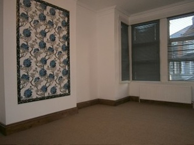  Image of 3 bedroom Detached house for sale in Byron Avenue London E12 at Byron Avenue  Manor Park, E12 6NH