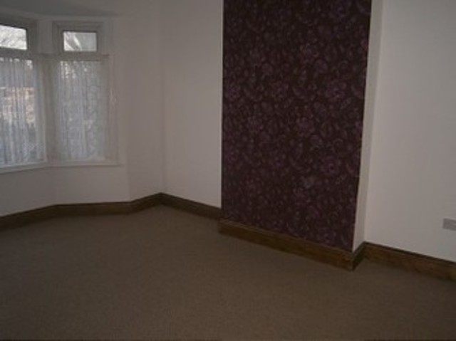  Image of 3 bedroom Detached house for sale in Byron Avenue London E12 at Byron Avenue  Manor Park, E12 6NH