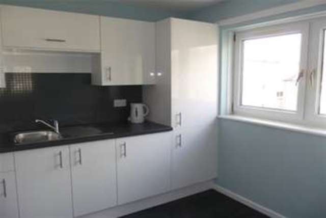  Image of 1 bedroom Flat to rent in Cairnhill Drive Crookston Glasgow G52 at Glasgow, G52 3LQ