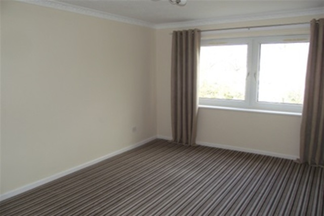  Image of 1 bedroom Flat to rent in Cairnhill Drive Crookston Glasgow G52 at Crookston Glasgow Glasgow, G52 3LQ