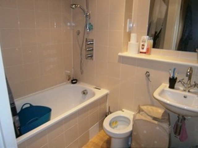  Image of 2 bedroom Flat for sale in Cambridge Road Barking IG11 at Cambridge Road  Barking, IG11 8NZ