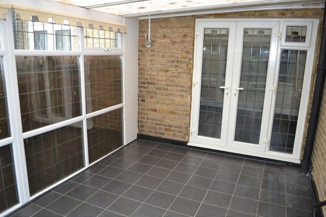  Image of 2 bedroom Flat to rent in Goodmayes Road Goodmayes Ilford IG3 at Cambridge Road  Seven Kings, IG3 9UN
