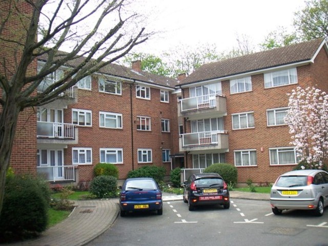  Image of 2 bedroom Apartment to rent in Newnham Road London N22 at Canning Court Newnham London, N22 5SP