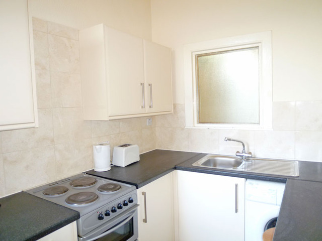  Image of 3 bedroom Flat to rent in Canongate Edinburgh EH8 at Canongate Edinburgh Edinburgh, EH8 8DD