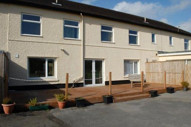  Image of 1 bedroom Flat to rent in Nantgaredig Carmarthen SA32 at Nantgaredig, SA32 7NG