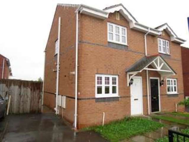  Image of 2 bedroom Semi-Detached house to rent in Cartmell Court Leeds LS15 at Leeds LS15 Leeds, LS15 0PE
