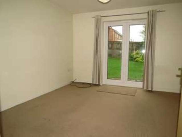  Image of 2 bedroom Semi-Detached house to rent in Cartmell Court Leeds LS15 at Leeds LS15 Leeds, LS15 0PE