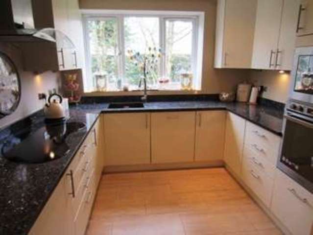  Image of 3 bedroom Flat for sale in Broomburn Drive Newton Mearns Glasgow G77 at Castle Court, Newton Mearns 44 Broomburn Drive Newton Mearns, G77 5JH