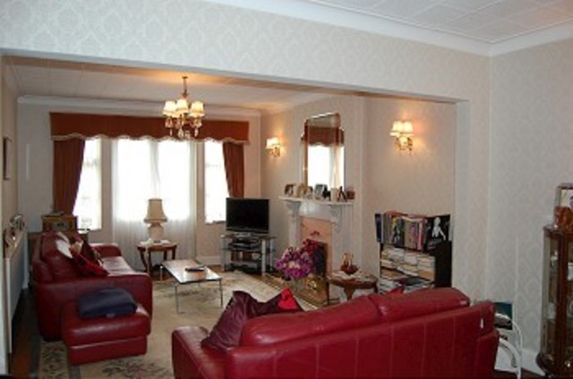 Image of 4 bedroom Detached house for sale in Cavendish Drive Canons Park Edgware HA8 at Cavendish Drive  Edgware, HA8 7NS