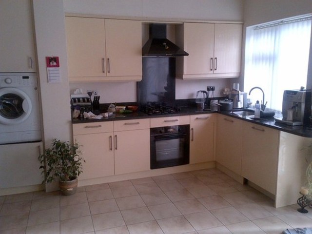  Image of 4 bedroom Semi-Detached house for sale in Cavenham Gardens Ilford IG1 at CAVENHAM GARDENS  ILFORD, IG1 1XX