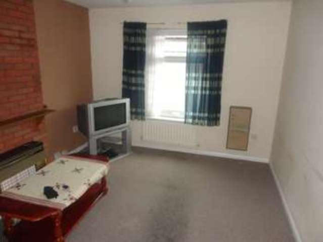  Image of 2 bedroom Maisonette to rent in Cemetery Road Oldbury B68 at Cemetery Road  Oldbury, B68 8SP