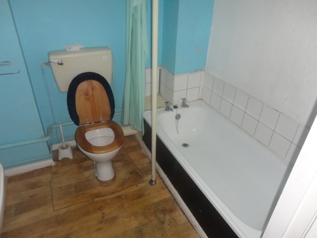  Image of 2 bedroom Maisonette to rent in Cemetery Road Oldbury B68 at Cemetery Road  Oldbury, B68 8SP