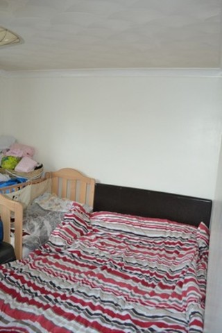  Image of 1 bedroom Flat to rent in Chadview Court Chadwell Heath Lane Chadwell Heath Romford RM6 at Chadview Court  Chadwell Heath, RM6 4BF