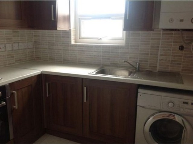  Image of 3 bedroom Flat to rent in Chadwell Heath Lane Chadwell Heath Romford RM6 at CHADWELL HEATH LANE  CHADWELL HEATH, RM6 4NP
