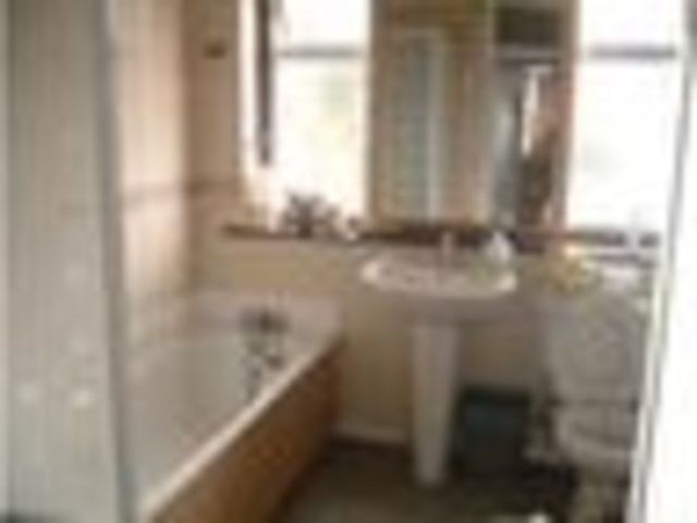  Image of 2 bedroom Flat to rent in Chadwick Road London E11 at Chadwick Road  Leyton, E11 1NG