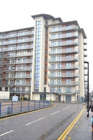 Image of 2 bedroom Flat to rent in Atlanta Boulevard Romford RM1 at Charington Court  Romford, RM1 1TF