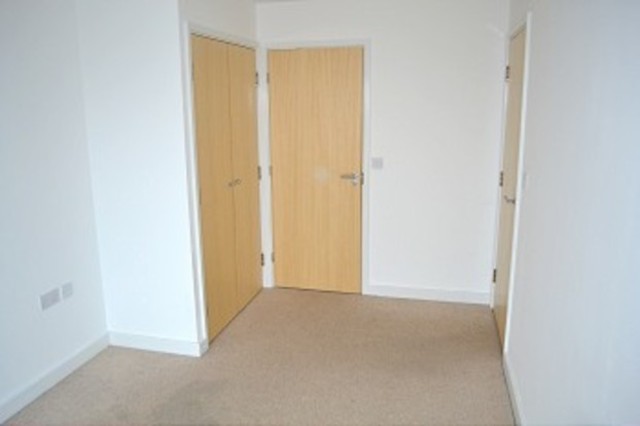  Image of 2 bedroom Flat to rent in Atlanta Boulevard Romford RM1 at Charington Court  Romford, RM1 1TF