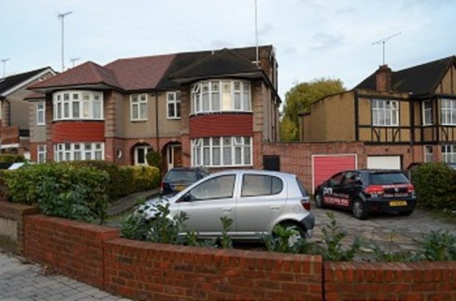  Image of House Share to rent in Chase Road London N14 at Chase Road  Southgate, N14 4LH