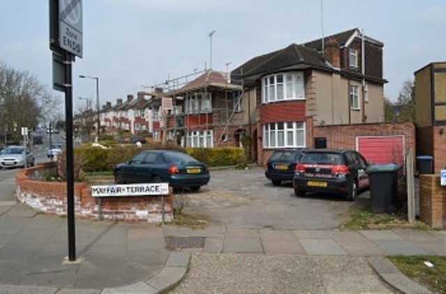  Image of House Share to rent in Chase Road London N14 at Chase Road  Southgate, N14 4LH