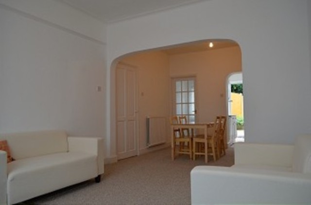  Image of 3 bedroom Detached house to rent in Chase Road London N14 at Chase Road  London, N14 6HX
