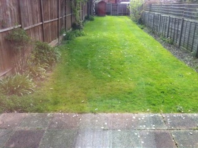  Image of 3 bedroom Semi-Detached house to rent in Chase Way London N14 at Chase Way  Southgate, N14 5DY