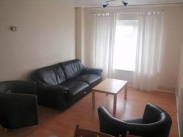  Image of 5 bedroom Detached house to rent in Pershore Croft Monkston Milton Keynes MK10 at Chasewater Crescent  Milton Keynes, MK10 9DQ