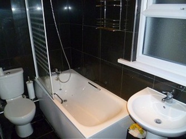  Image of 1 bedroom Flat to rent in Chesterton Terrace London E13 at Chesterton Terrace  Plaistow, E13 0DG