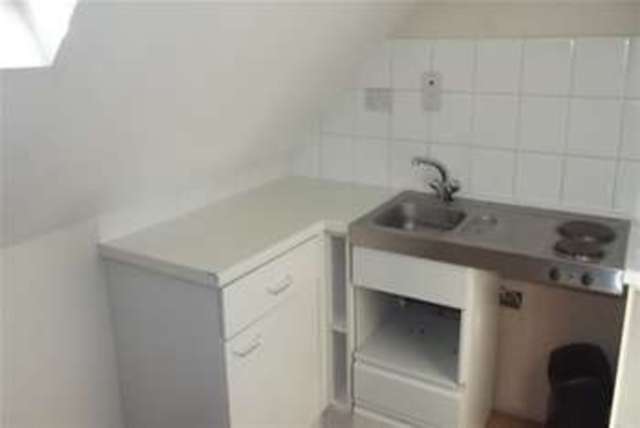  Image of 1 bedroom Flat to rent in Chilworth Road Chilworth Southampton SO16 at Southampton, SO16 7JS