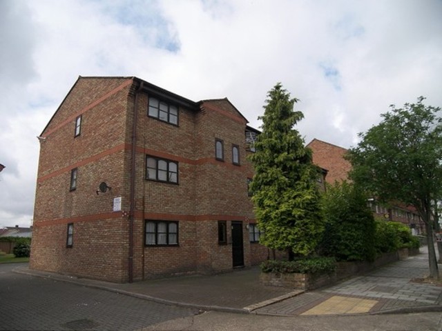  Image of 1 bedroom Flat to rent in Chobham Road London E15 at Chobham Road Stratford London, E15 1LX