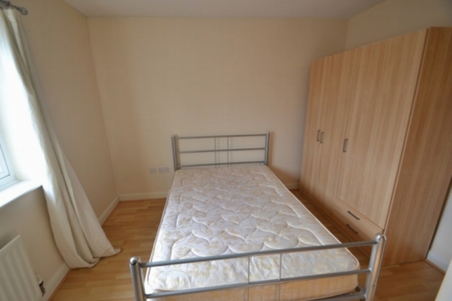  Image of 4 bedroom Semi-Detached house to rent in Chorlton Road Manchester M15 at CHORLTON ROAD HULME M15 4JG MANCHESTER, M15 4JG