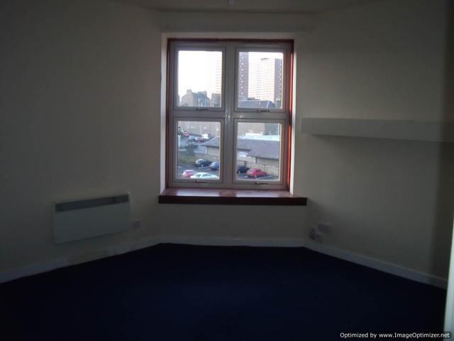  Image of 1 bedroom Flat to rent in Church Street Dundee DD3 at Hilltown Dundee Dundee, DD3 7HP